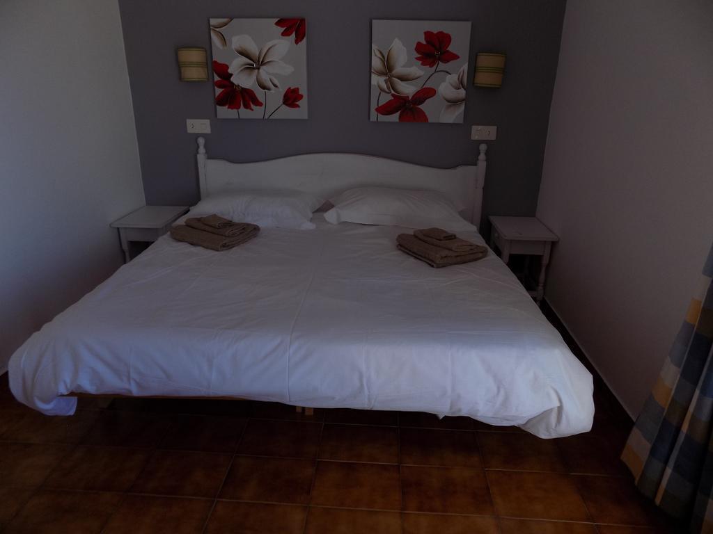 Apartamentos Encanto Del Mar Cala Galdana  Εξωτερικό φωτογραφία